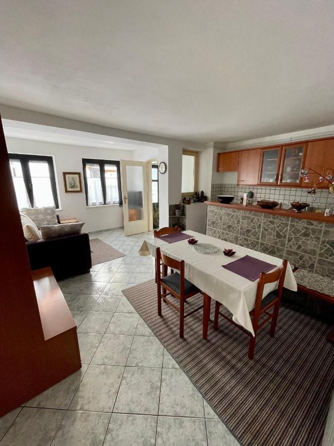 Apartma Pri Soci Apartment โบเว็ก ภายนอก รูปภาพ